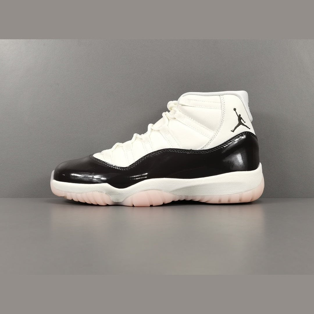 JORDAN 11 RETRO x NEOPOLITAN