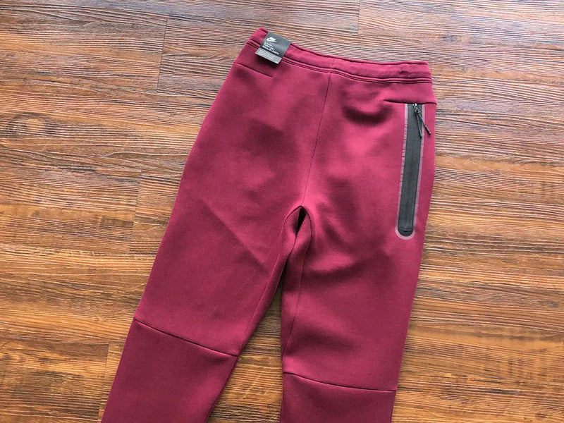 NIKE TECH FLEECE PANTS x BURGUNDY