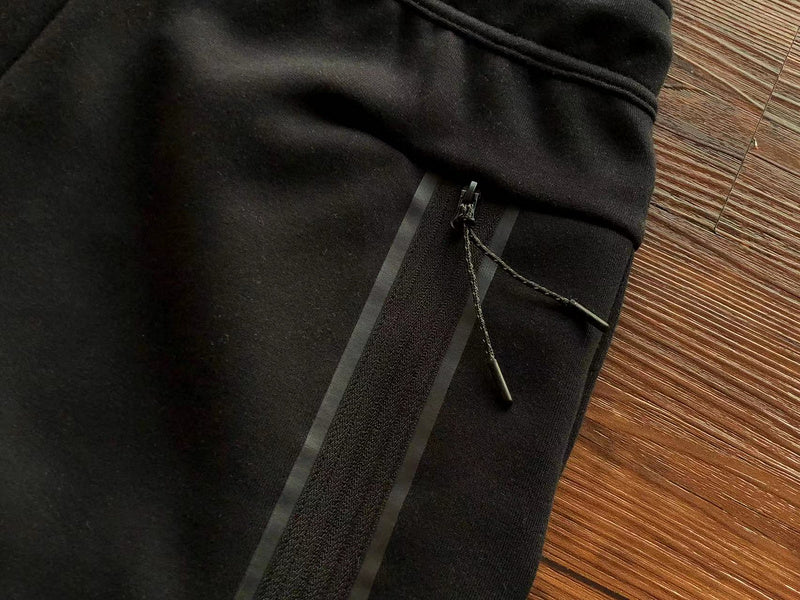 NIKE TECH FLEECE PANTS x BLACK/GREY