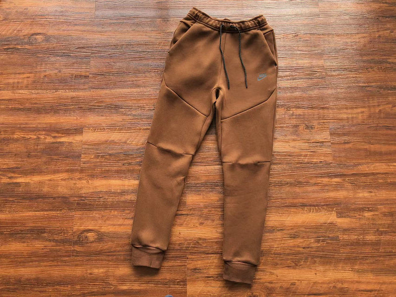 NIKE TECH FLEECE PANTS x BROWN