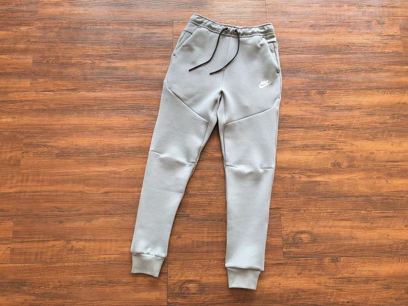 NIKE TECH FLEECE PANTS x GREY/WHITE