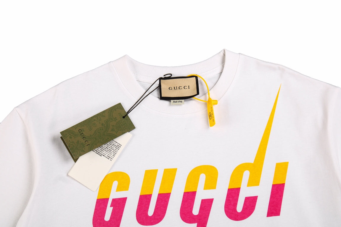 Gucci T-shirt with Retro Logo