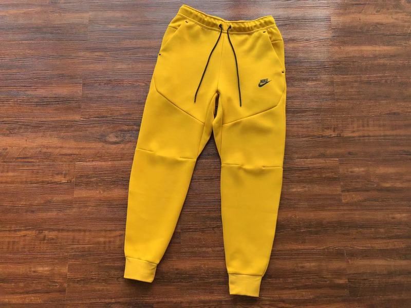 NIKE TECH FLEECE PANTS x YELLOW