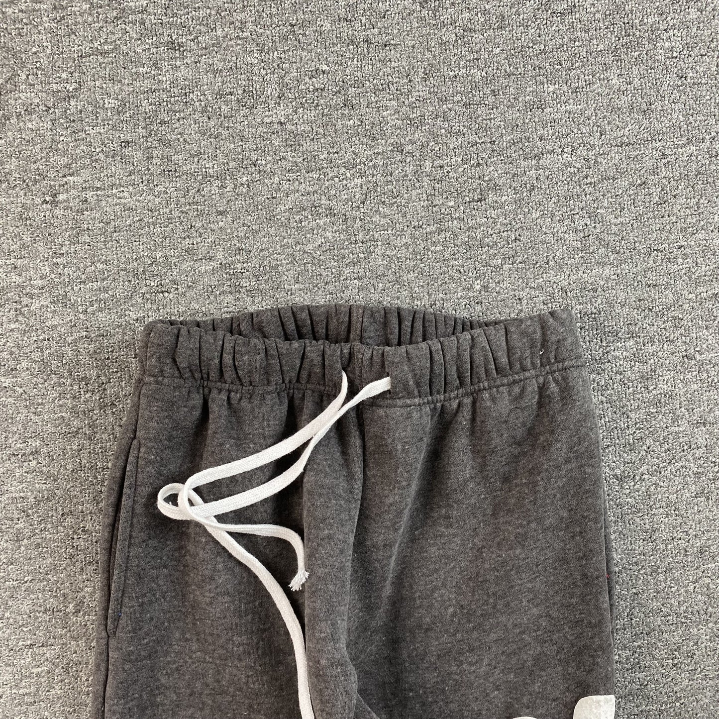 SYNA WORLD SWEATPANTS GREY