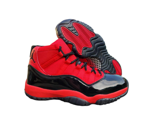 JORDAN 11 Black and Red