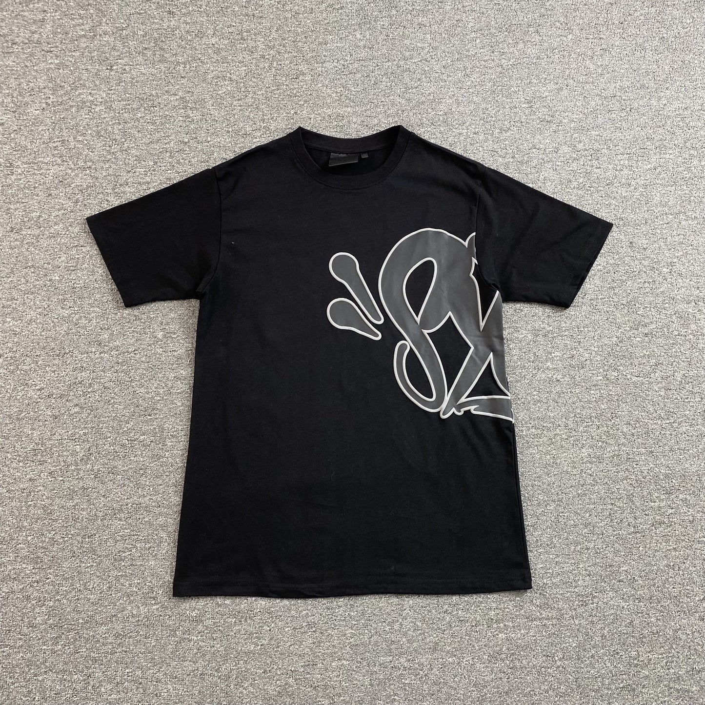 SYNA WORLD T-SHIRT BLACK