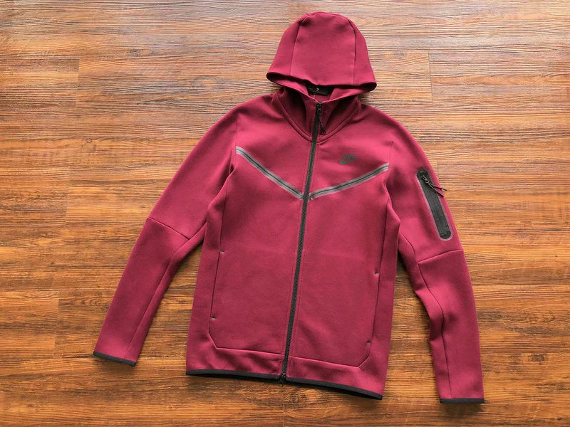 NIKE TECH FLEECE HOODIE x BURGUNDY