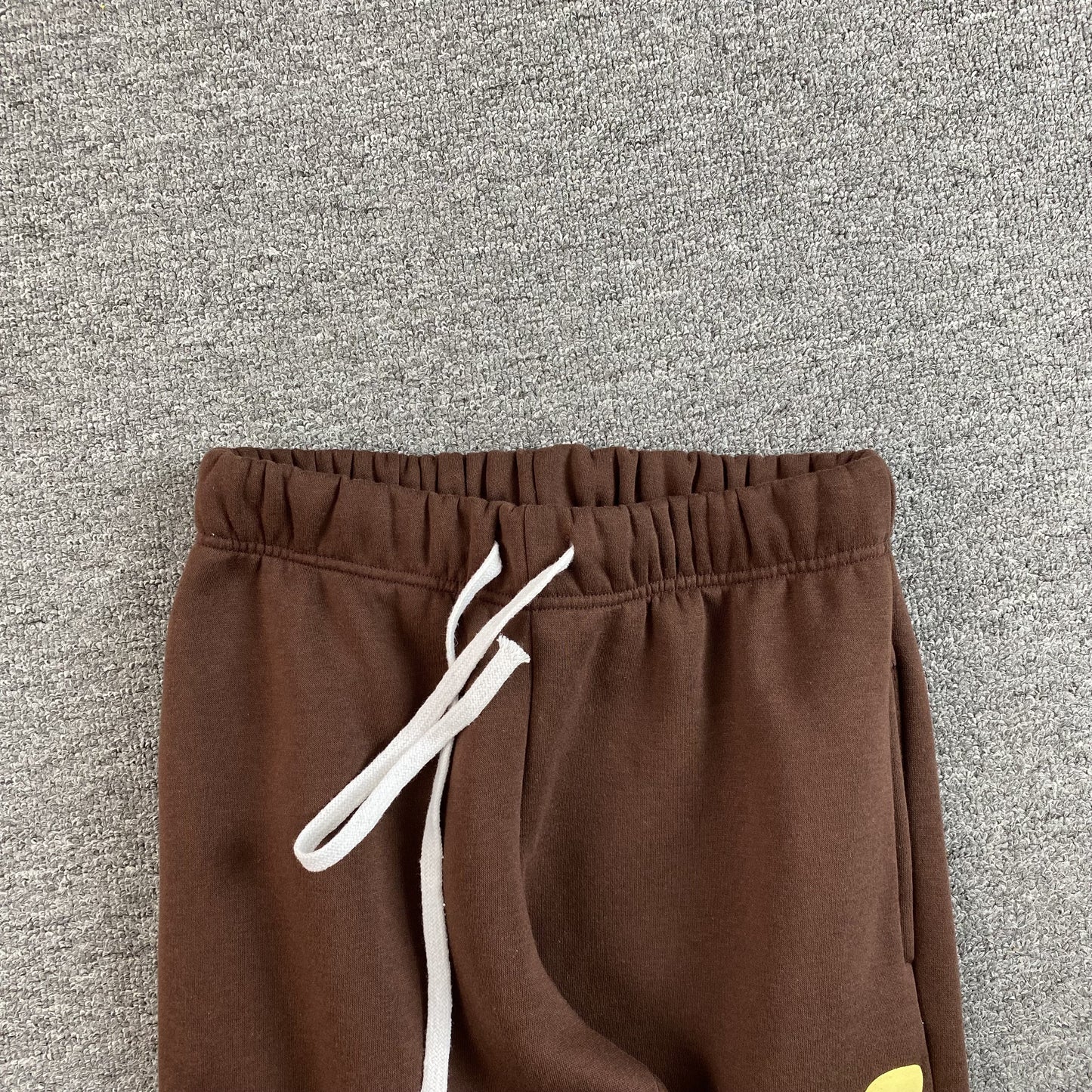 SYNA WORLD SWEATPANTS BROWN