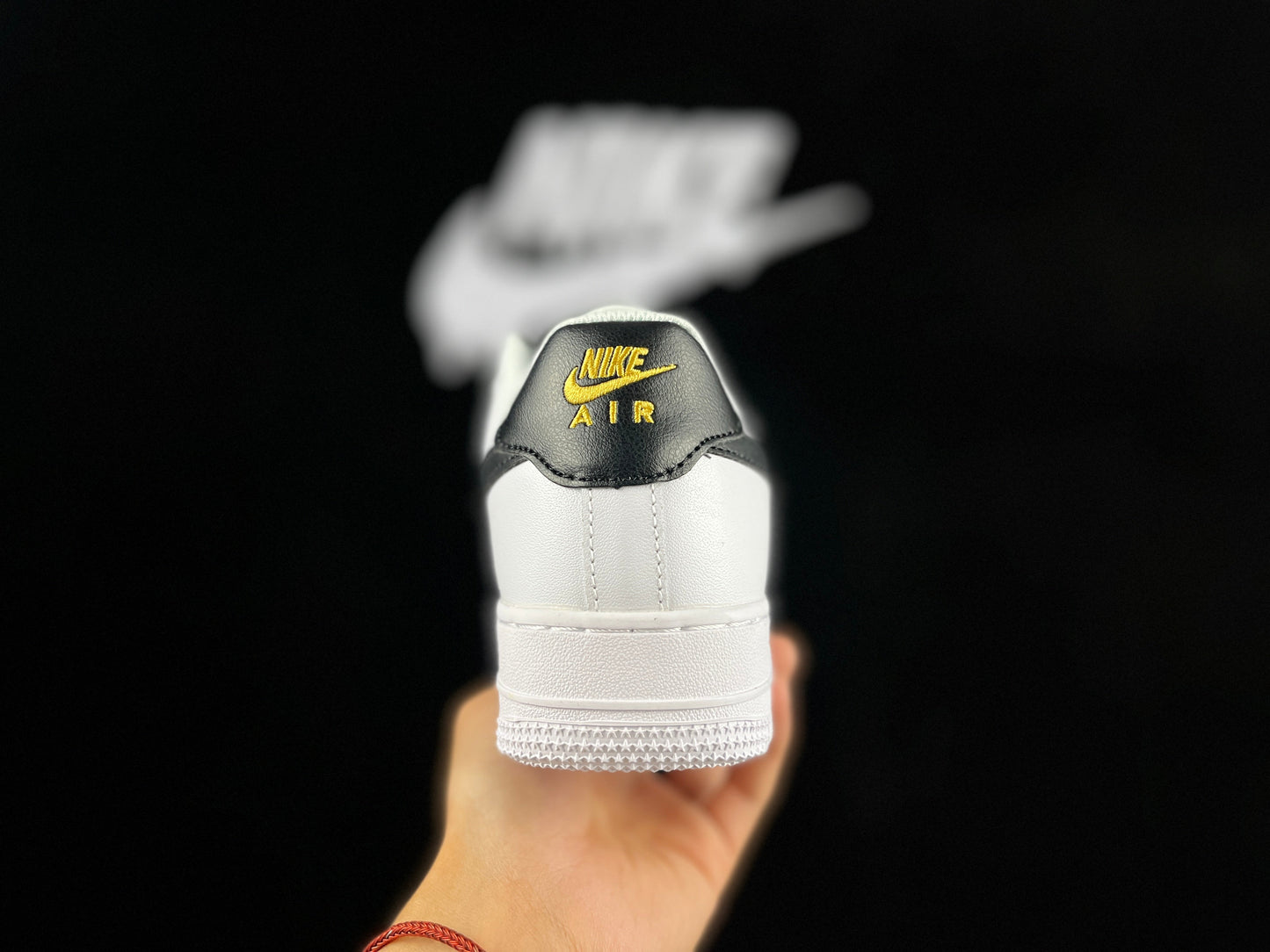 NIKE AIR FORCE 1 "Mini Swoosh White/Black"