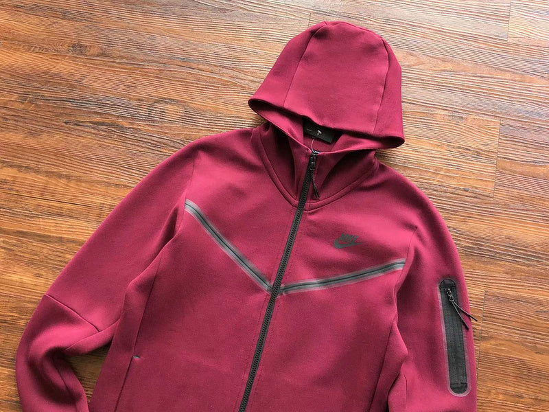 NIKE TECH FLEECE HOODIE x BURGUNDY