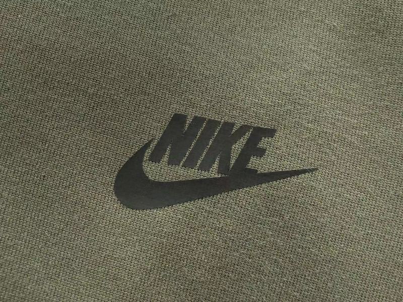 NIKE TECH FLEECE HOODIE x ARMY GREEN