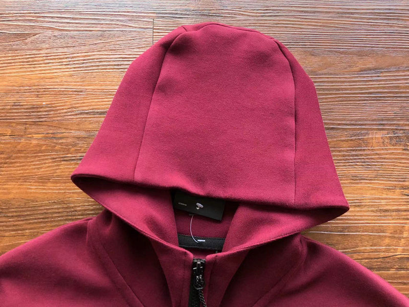 NIKE TECH FLEECE HOODIE x BURGUNDY