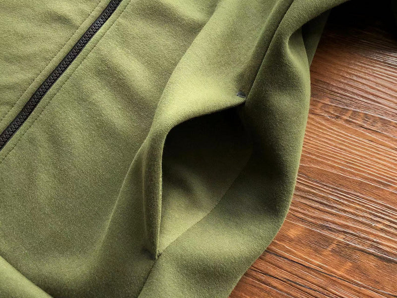 NIKE TECH FLEECE HOODIE x OLIVE GREEN