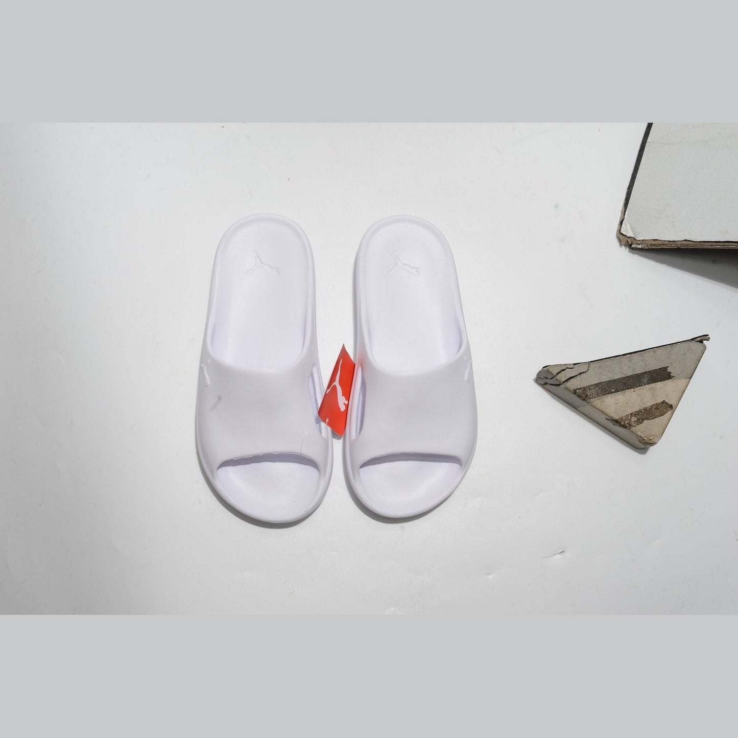 PUMA SHIBUI CAT SLIDE x TRIPLE WHITE