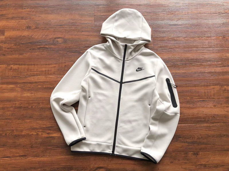 NIKE TECH FLEECE HOODIE x CREAMY WHITE