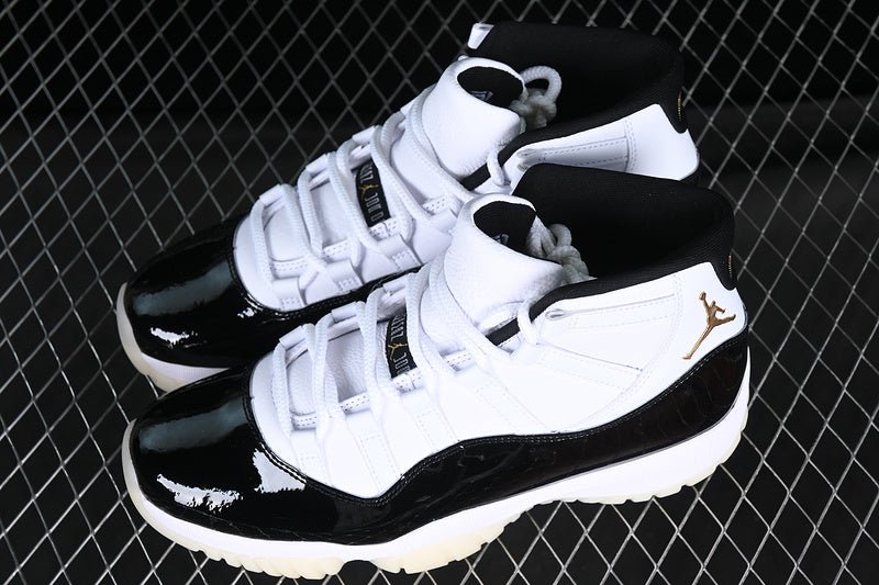 AIR JORDAN 11 DMP WHITE/BLACK/GOLD