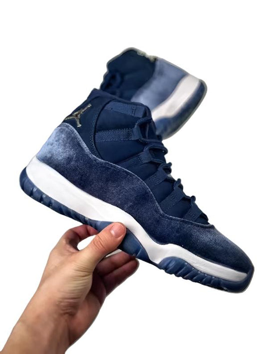 Air Jordan 11 retro“Midnight Navy”