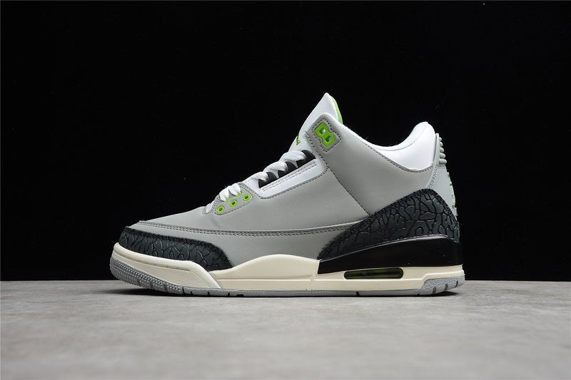 AIR JORDAN 3 RETRO CHLOROPHYLL LIGHT SMOKE GREY/CHLOROPHYLL/BLACK-WHITE-SAIL