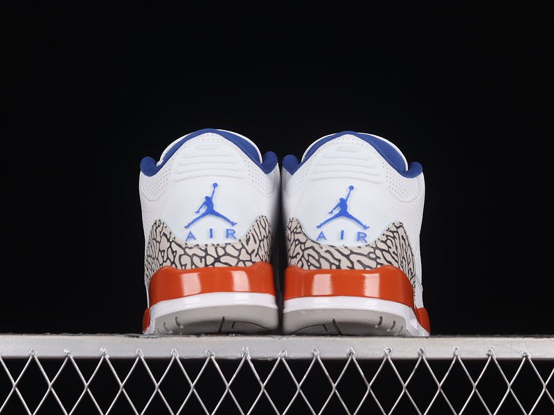 AIR JORDAN 3 RETRO KNICKS WHITE/OLD ROYAL-UNIVERSITY ORANGE-TECH GREY