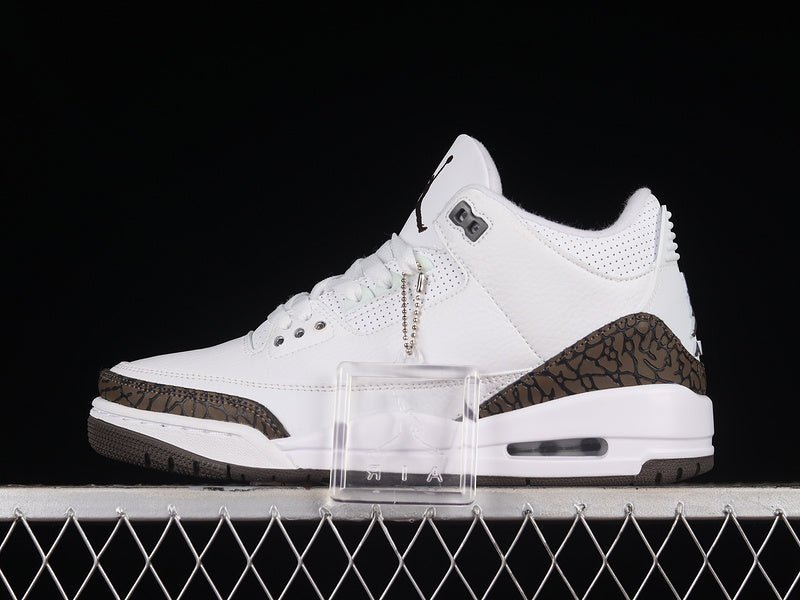 AIR JORDAN 3 RETRO MOCHA WHITE/CHROME-DARK MOCHA