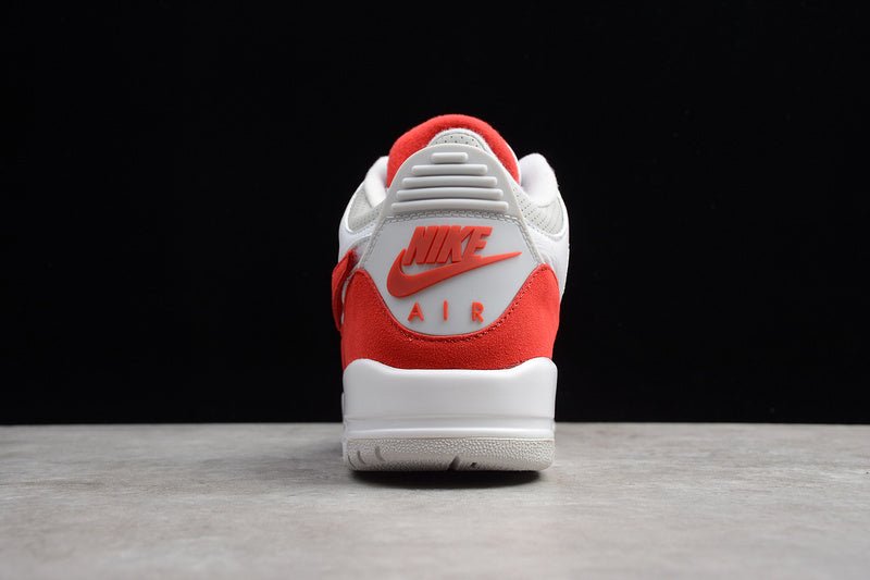 AIR JORDAN 3 RETRO TINKER WHITE/UNIVERSITY RED