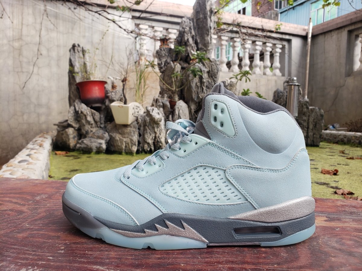 Air Jordan 5 "Island Green"