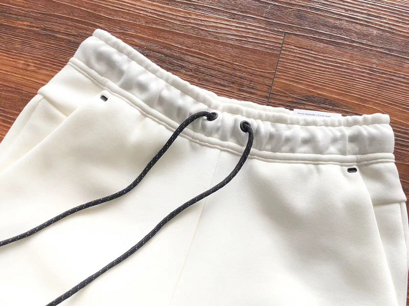 NIKE TECH FLEECE PANTS x WHITE