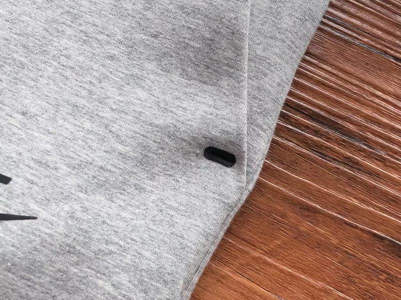 NIKE TECH FLEECE PANTS x GREY