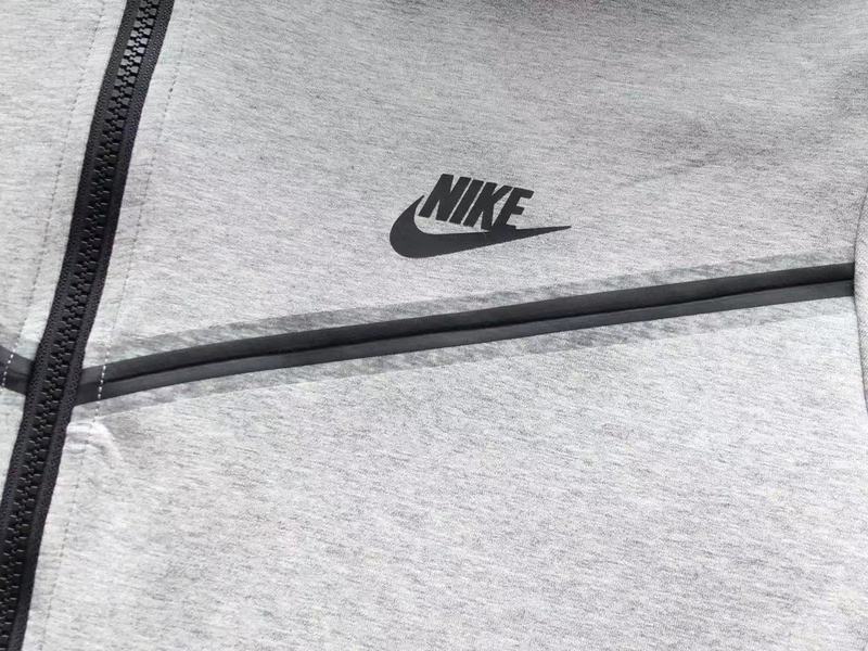 NIKE TECH FLEECE HOODIE x GREY