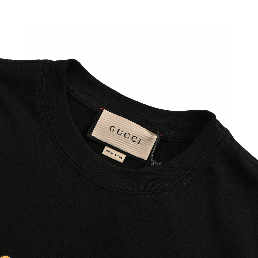 Gucci Black T-Shirt with Dragon Graphic