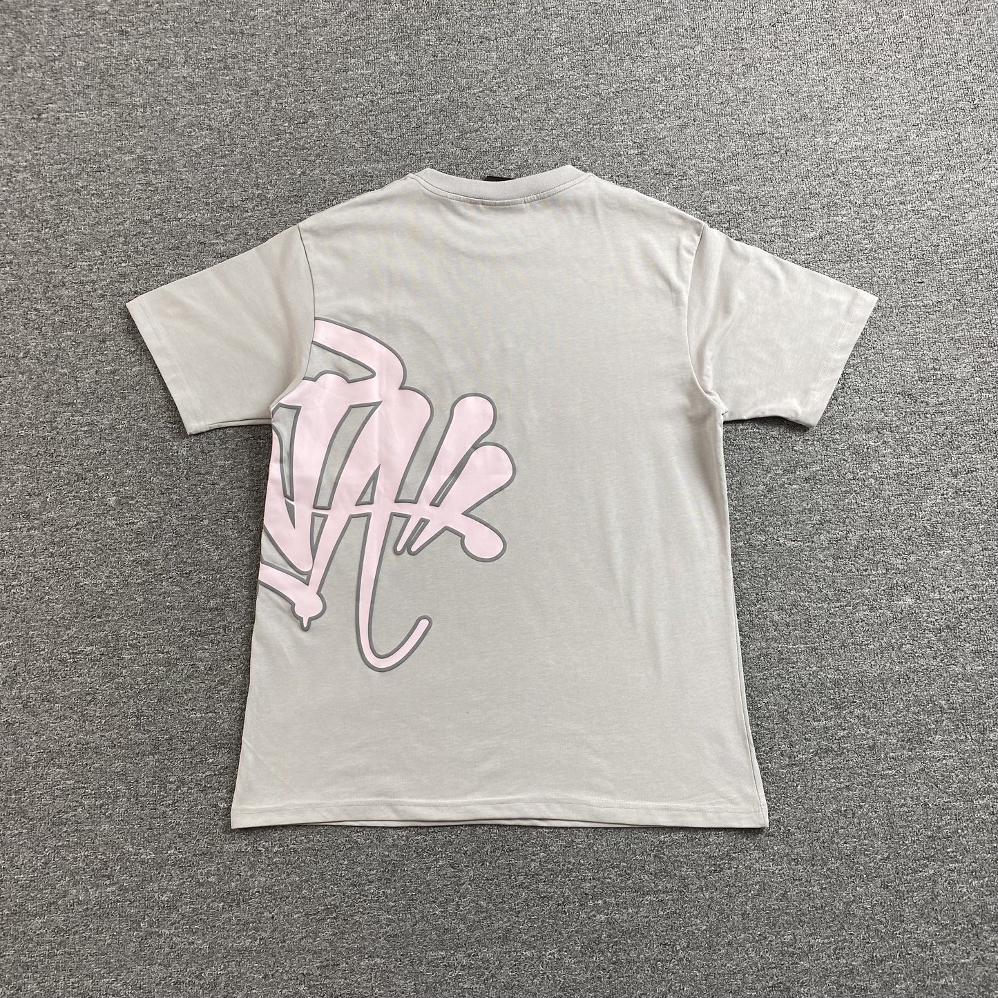 SYNA WORLD T-SHIRT GREY PINK