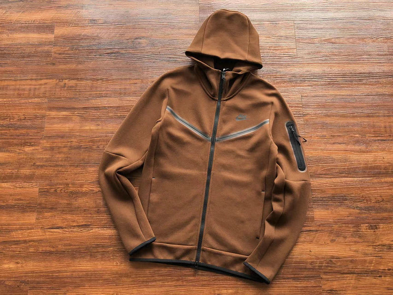 NIKE TECH FLEECE HOODIE x BROWN