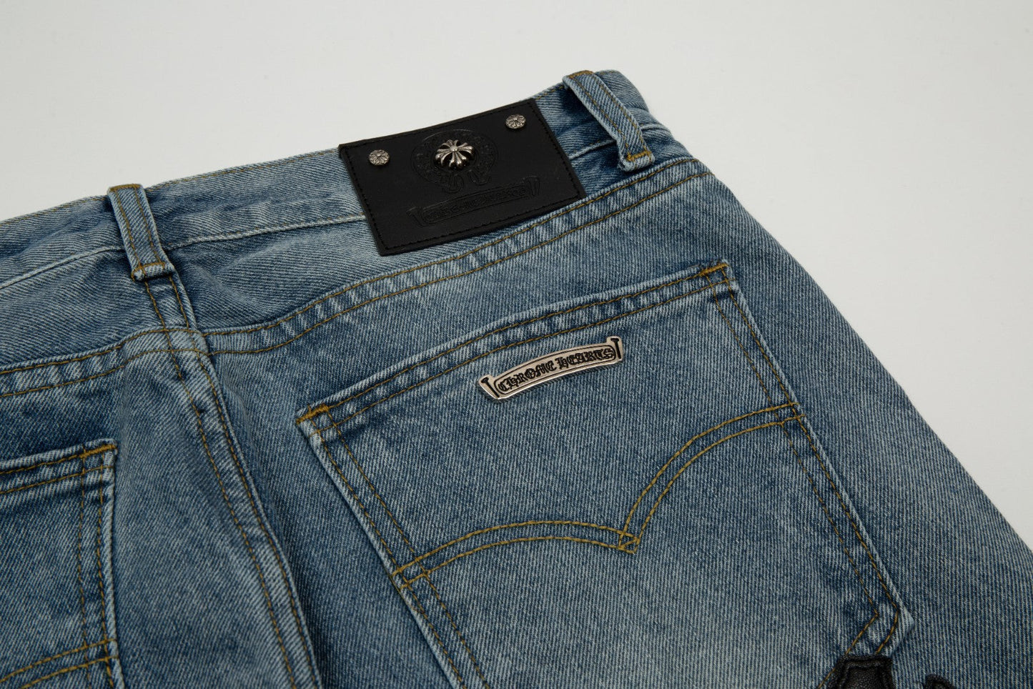 CHROME HEARTS CROSS PATCH BLACK EDGE JORTS WASHED DENIM