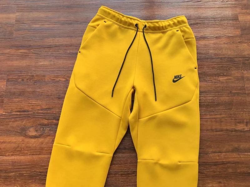 NIKE TECH FLEECE PANTS x YELLOW