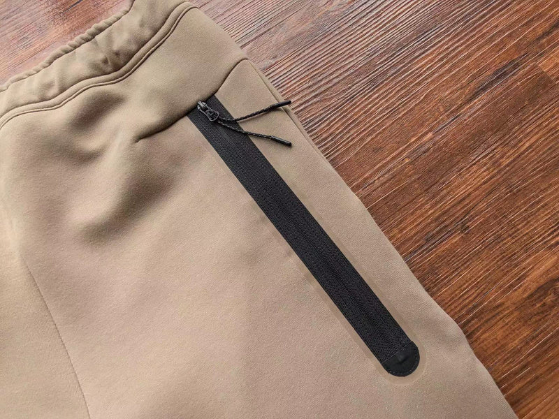 NIKE TECH FLEECE PANTS x SANDALWOOD/LIGHT BONE WHITE