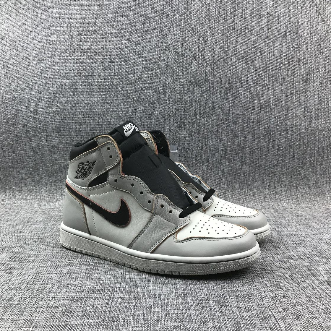 JORDAN 1 RETRO HIGH OG DEFIANT x SB NYC TO PARIS