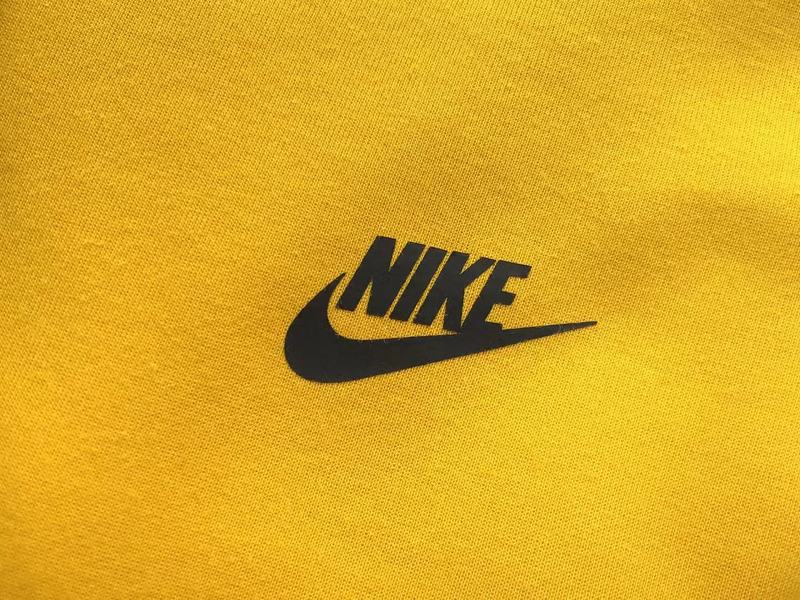 NIKE TECH FLEECE PANTS x YELLOW