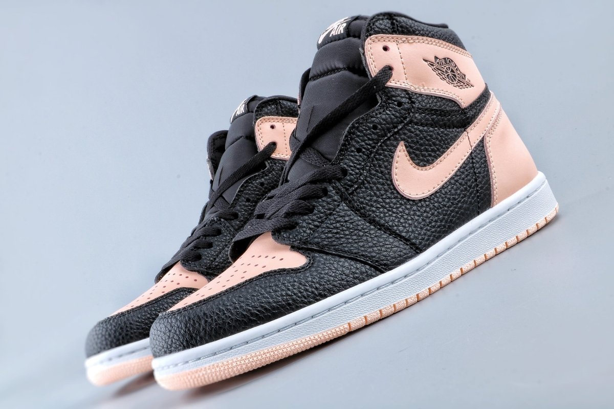 JORDAN 1 HIGH x BLACK CRIMSON TINT