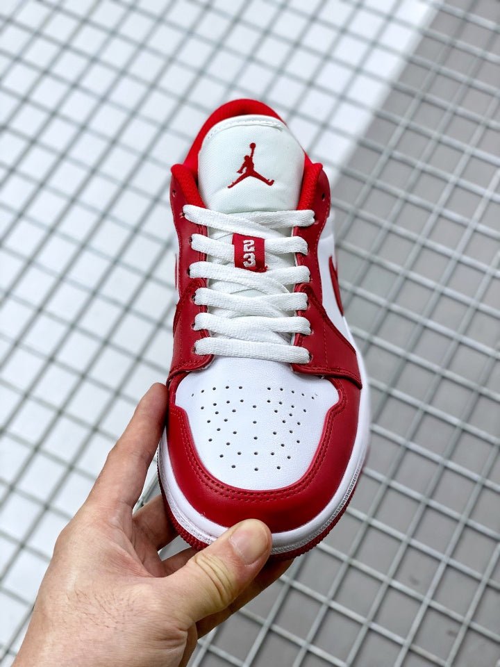 JORDAN 1 LOW x GYM RED WHITE