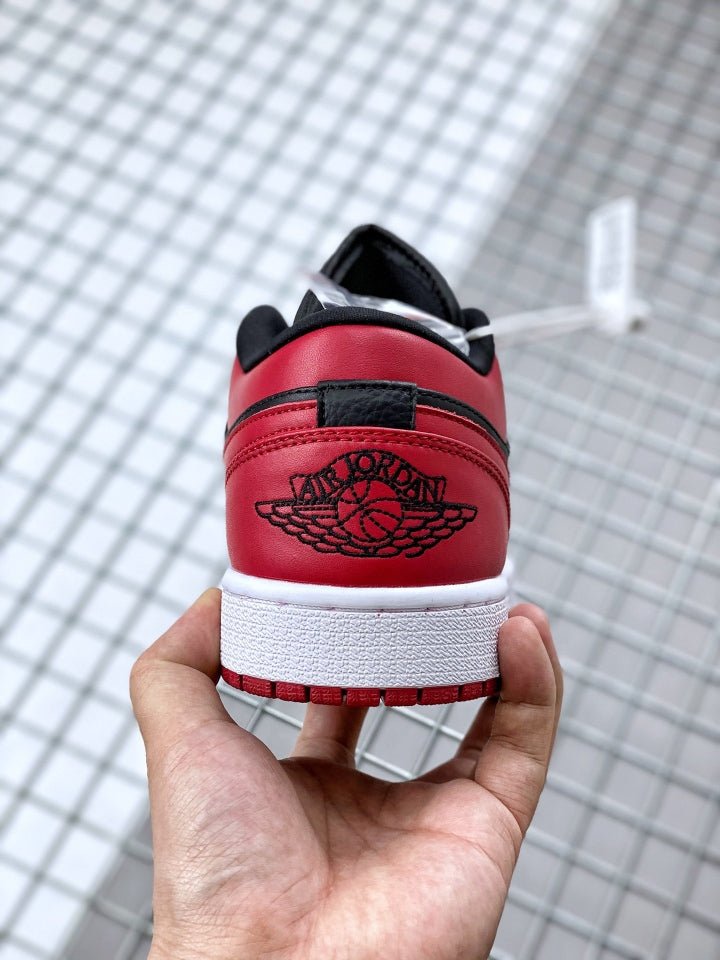 JORDAN 1 LOW x REVERSE BRED