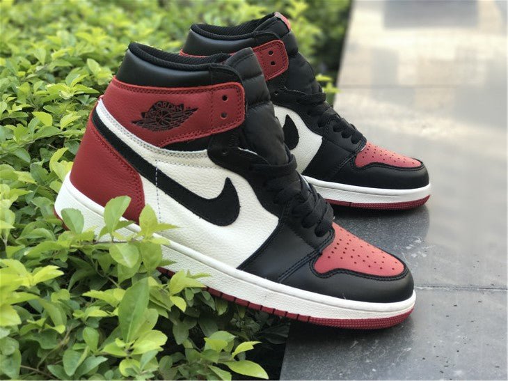 JORDAN 1 RETRO HIGH x BRED TOE