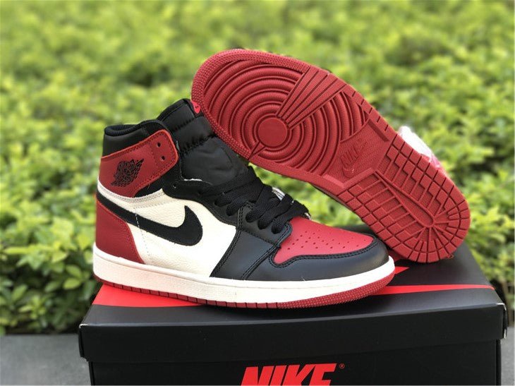 JORDAN 1 RETRO HIGH x BRED TOE