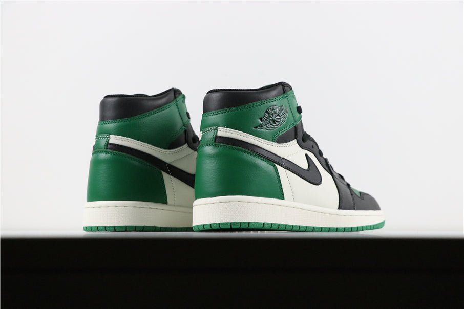 JORDAN 1 RETRO HIGH x PINE GREEN