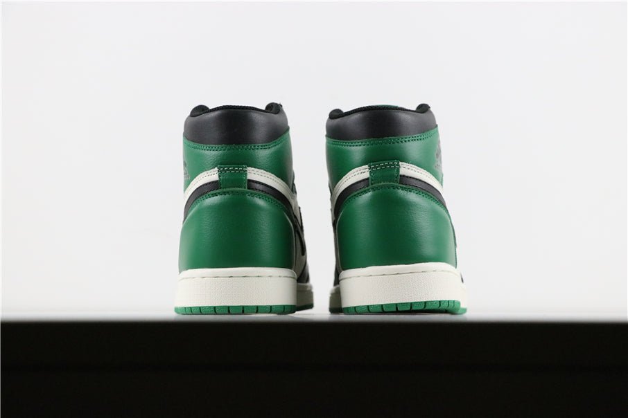 JORDAN 1 RETRO HIGH x PINE GREEN