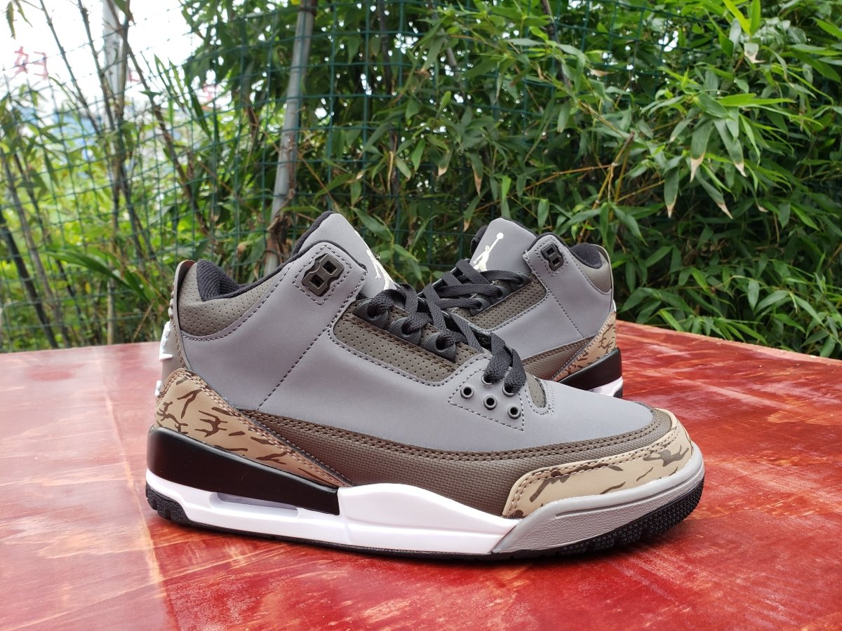 JORDAN 3 RETRO x COOL GREY/EARTH BROWN