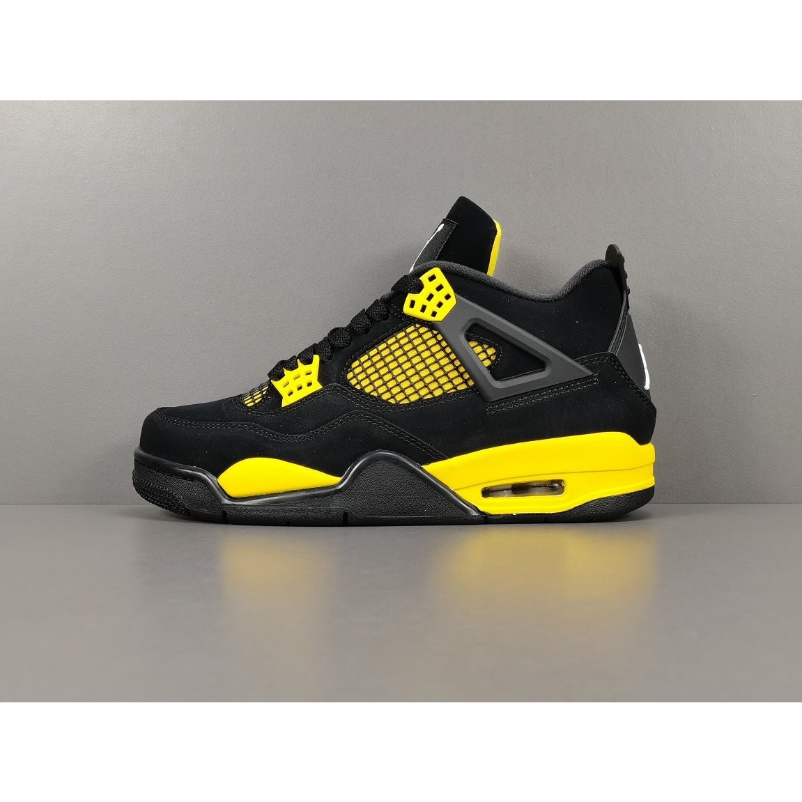 JORDAN 4 x THUNDER