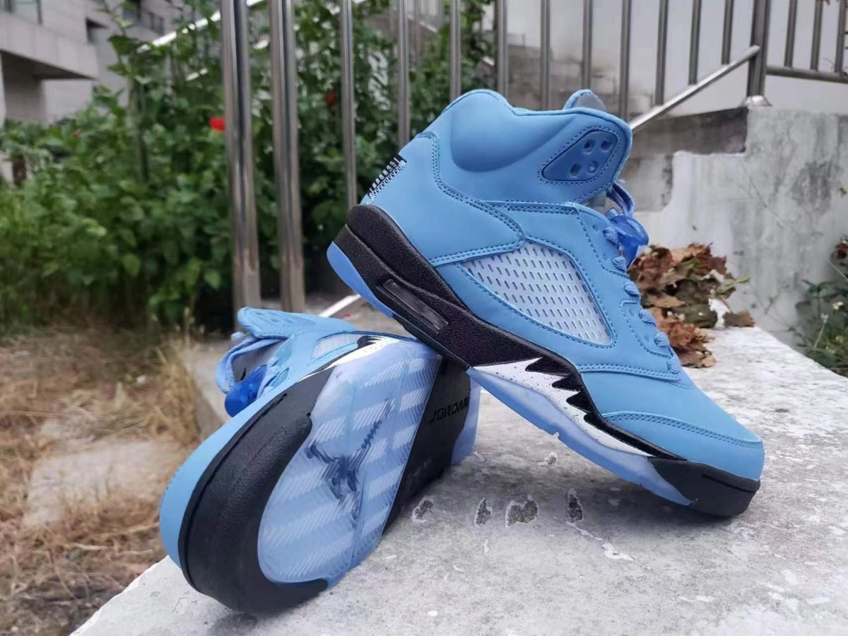 JORDAN 5 x UNC