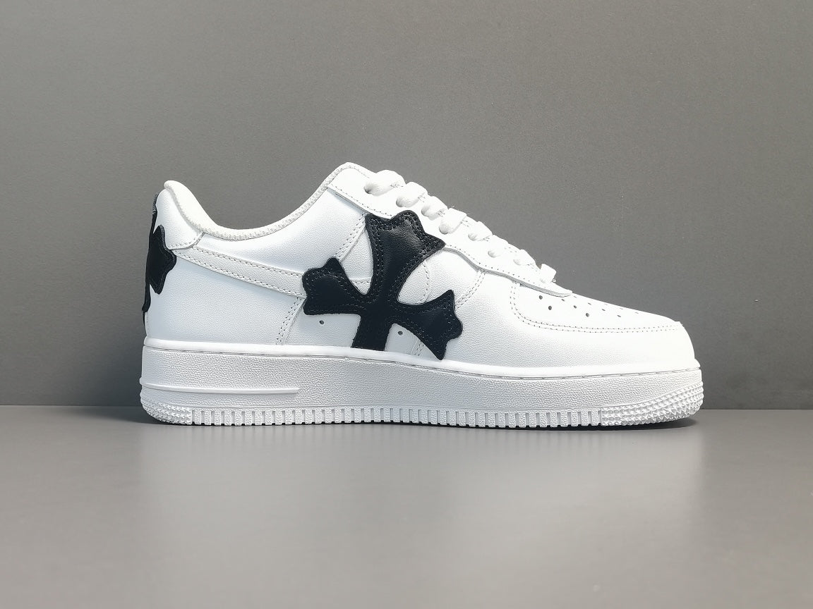 NIKE AIR FORCE 1 x CHROME HEARTS