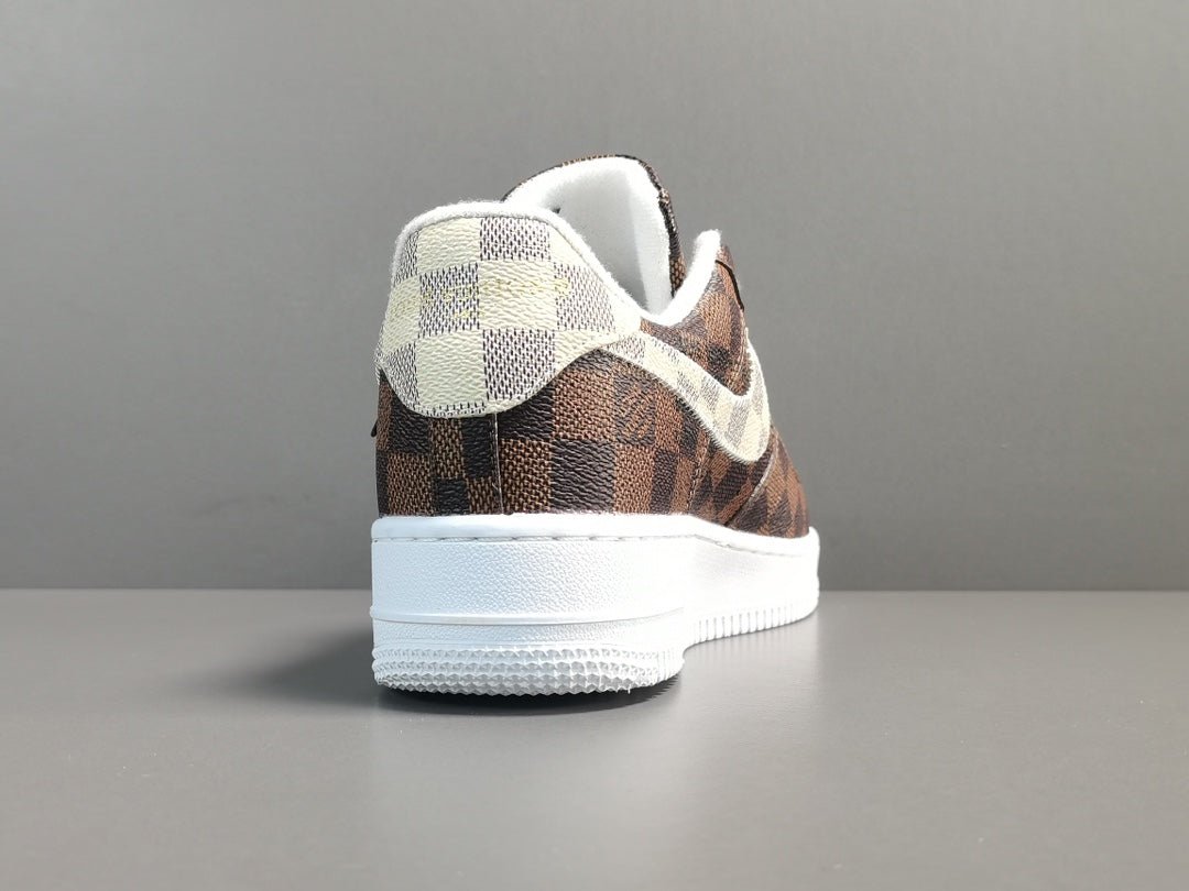 NIKE AIR FORCE 1 x LOUlS VUlTTON BROWN/WHITE