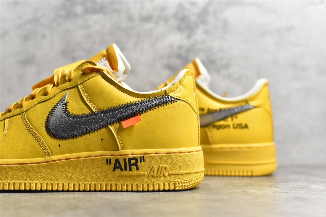 NIKE AIR FORCE 1 x OFF-WHITE ICA UNIVERSITY GOLD